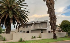 Brackendowns Guest Star